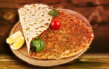 Lahmacün - Pizza Turca